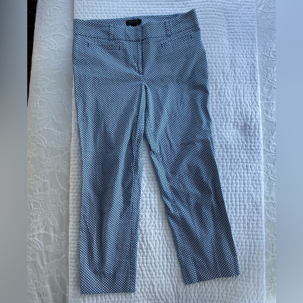 Ann Taylor Devin fit cropped pants